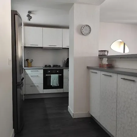 Beautiful Apartment In Centre *